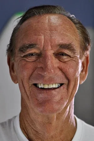  Robert August photo