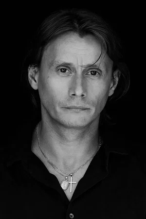  Marius Manole photo