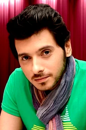  Divyendu Sharma