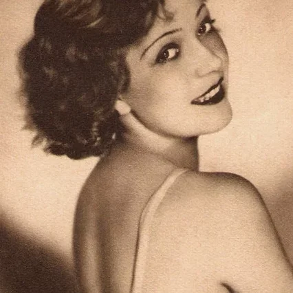  Martha Eggerth
