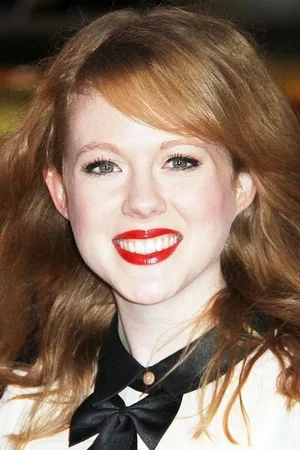 Zoe Boyle photo