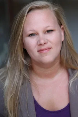  Lindsey Moser photo