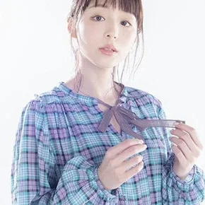 Photo star :  Aya Hirano