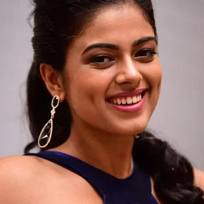 Photo star :  Siddhi Idnani