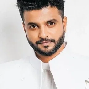 Photo star :  Neeraj Madhav