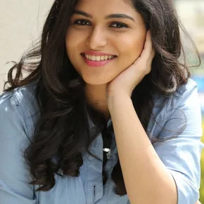 Photo star :  Kayadu Lohar