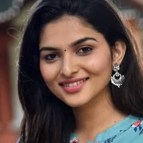 Photo star :  Kayadu Lohar