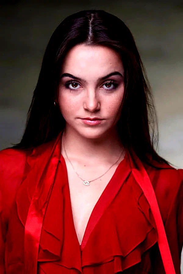  Hannah Cheramy