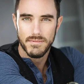 Photo star :  Joel Ezra Hebner