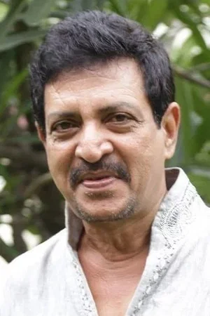  Nizhalgal Ravi photo