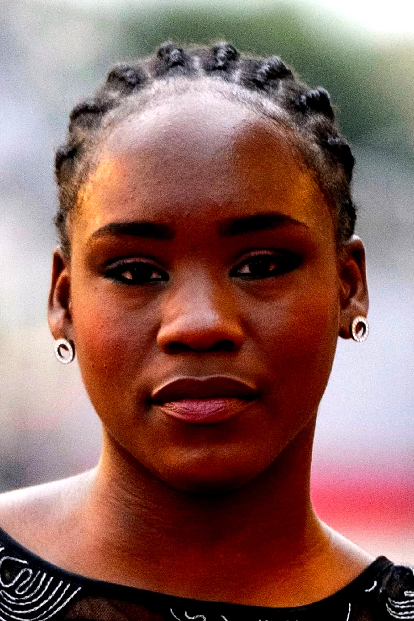  Joely Mbundu