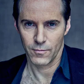 Photo star : Alessandro Nivola