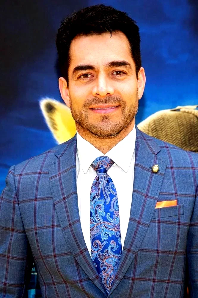  Omar Chaparro