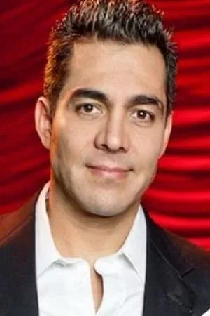  Omar Chaparro photo
