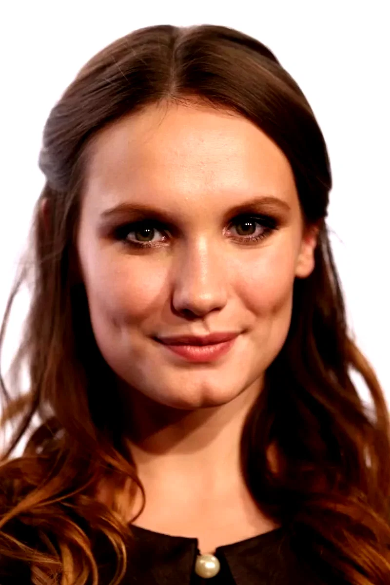 Ana Girardot