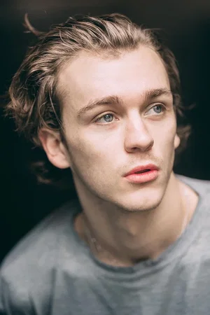  Harry Lawtey photo