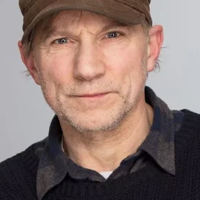 Photo star : Simon McBurney