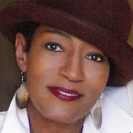  Paula Kelly
