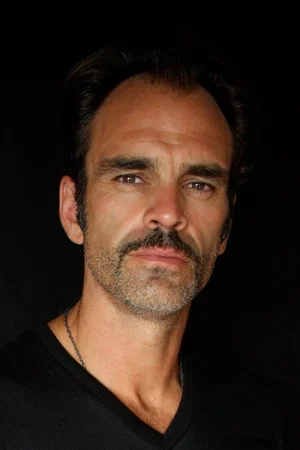  Steven Ogg