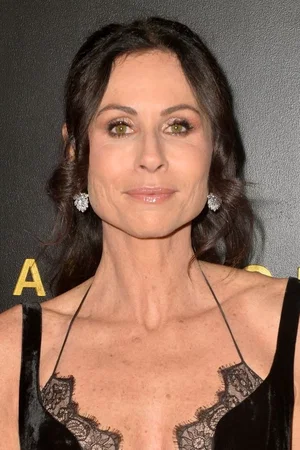 Minnie Driver photo