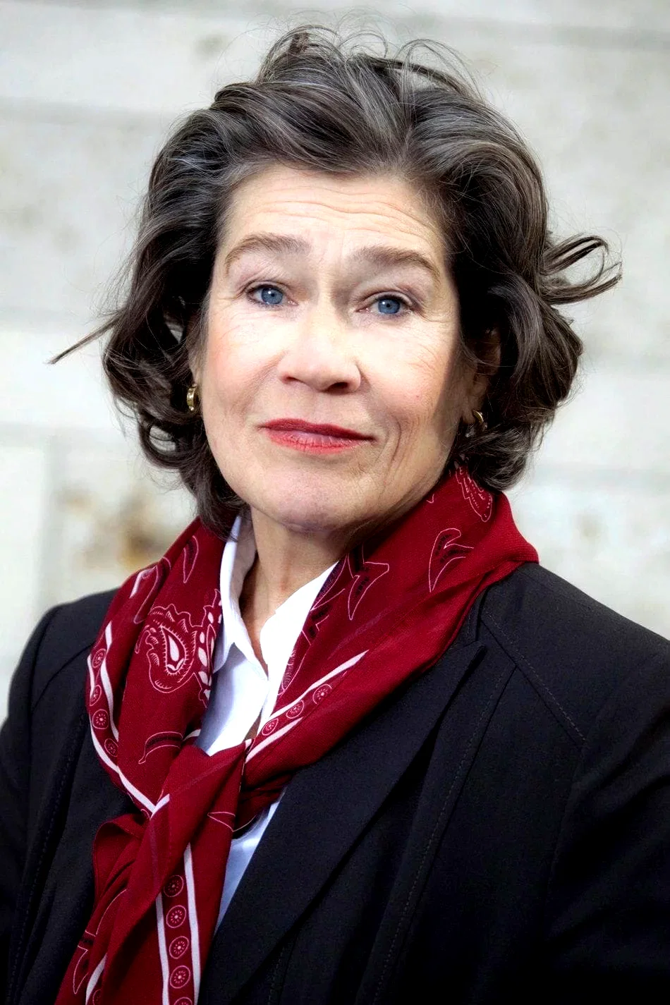  Tina Engel