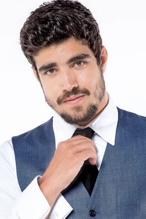  Caio Castro photo