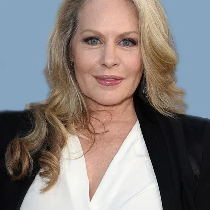 Beverly D'Angelo