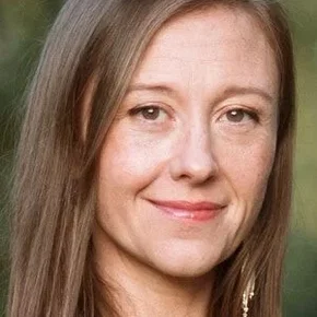 Photo star : Rebecca Harrell Tickell