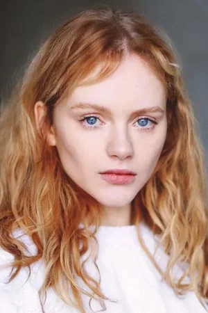  Emma Laird photo