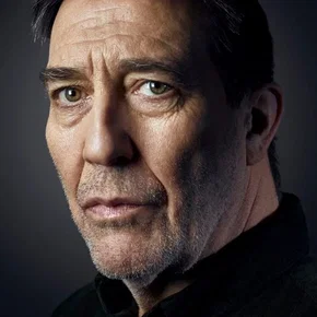 Photo star : Ciaran Hinds