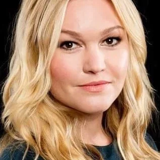 Julia Stiles