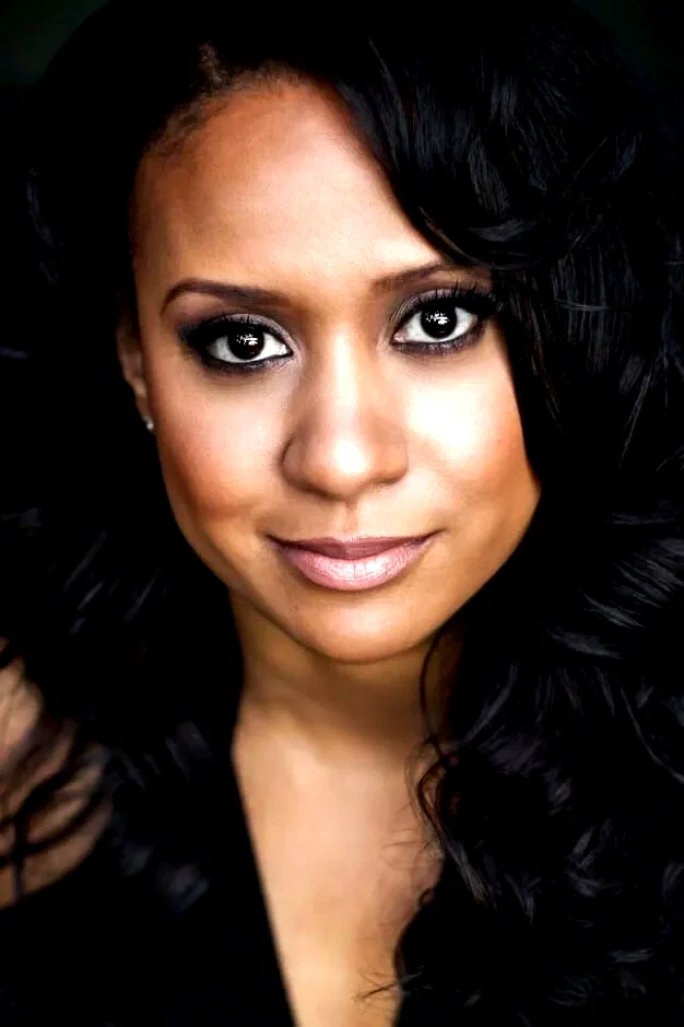 Tracie Thoms
