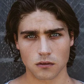 Photo star : Logan Huffman