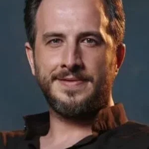  Fatih Artman