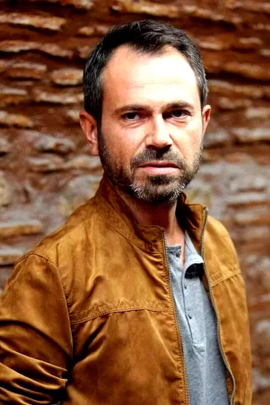  Olgun Simsek