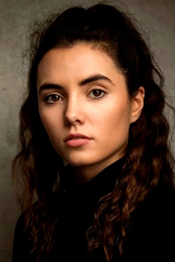  Alice Lucy