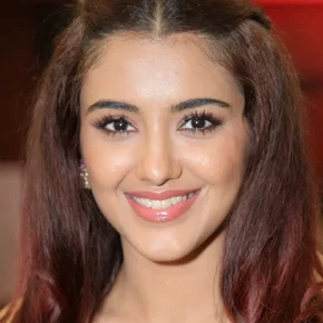 Photo star :  Malavika Sharma