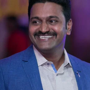 Photo star :  Rishab Shetty