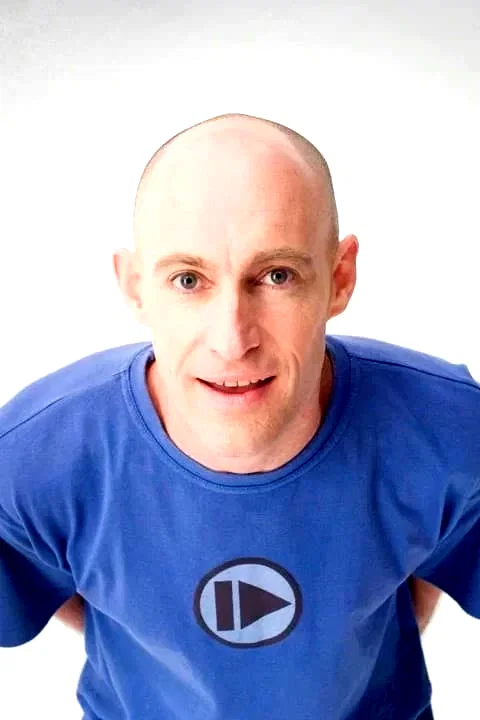  Shane Dundas