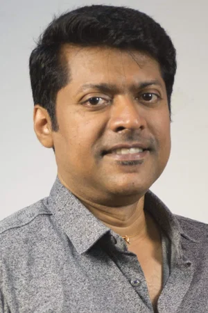  Magizh Thirumeni photo