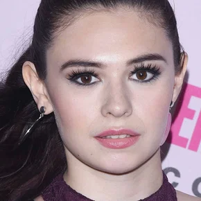 Photo star :  Nicole Maines