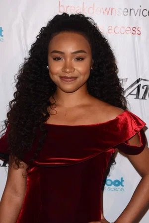  Genneya Walton photo