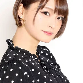 Photo star :  Shiori Izawa