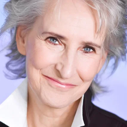 Lynn Whyte