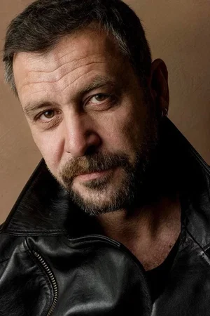 Nejat Isler photo