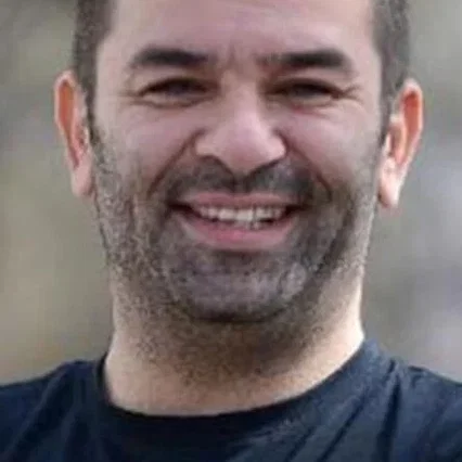  Bülent Şakrak