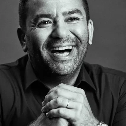  Bülent Şakrak