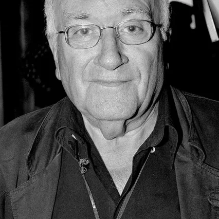  Vicente Aranda