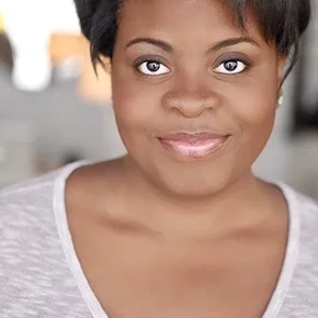 Photo star :  Lateefah Holder