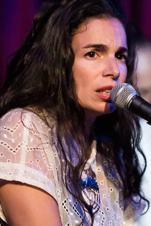  Yaël Naïm photo